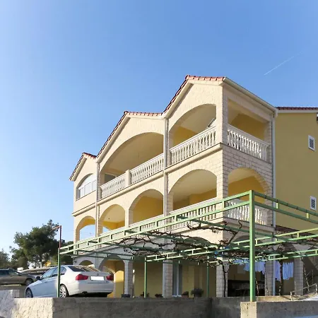 Toni-2 By Interhome *