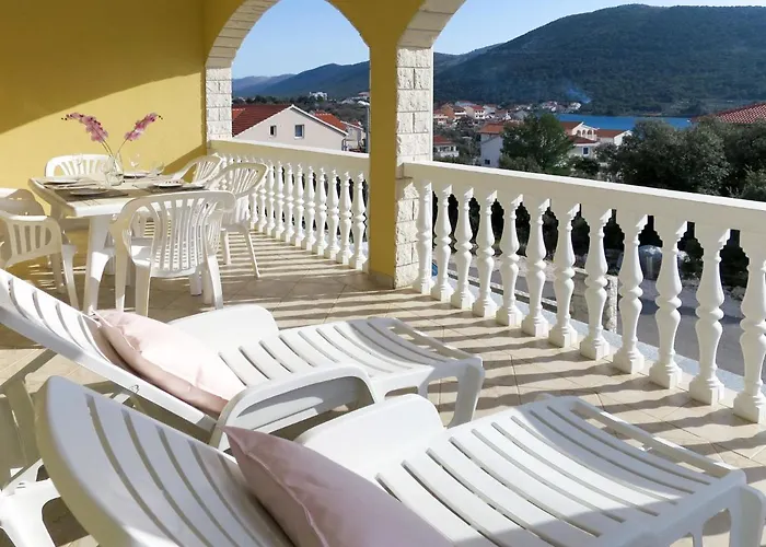 Toni-2 By Interhome Appartement Grebaštica