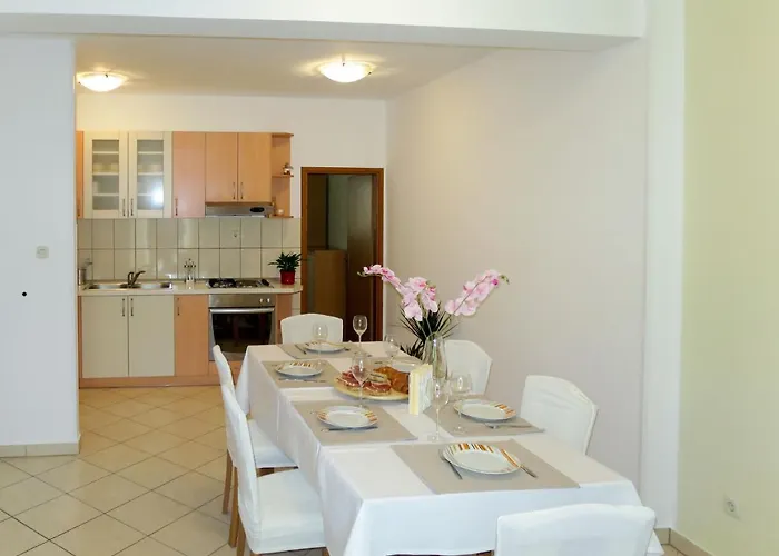 Toni-2 By Interhome * Grebaštica