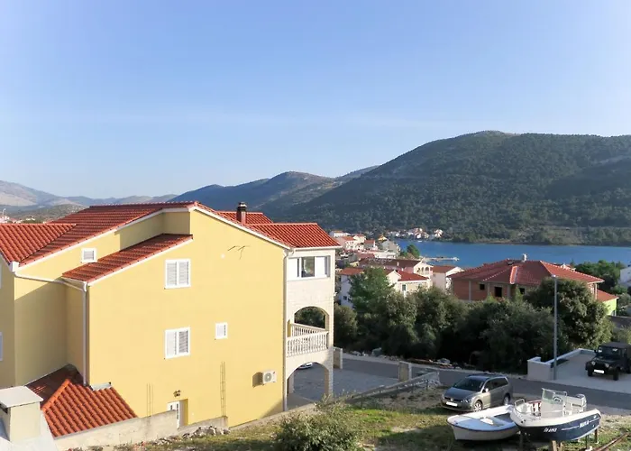 Toni-2 By Interhome Appartement Grebaštica